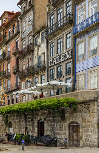 Πόρτο Πορτογαλία Μαΐου 2018 Πρόσοψη Παραδοσιακών Σπιτιών Διακοσμημένων Περίτεχνα Πορτογαλικά — Φωτογραφία Αρχείου