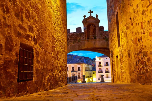 Caceres Arco de la Estrella arch in Spain — Stok fotoğraf