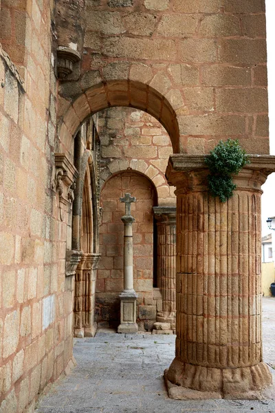 Caceres kirke Santiago i Spanien - Stock-foto