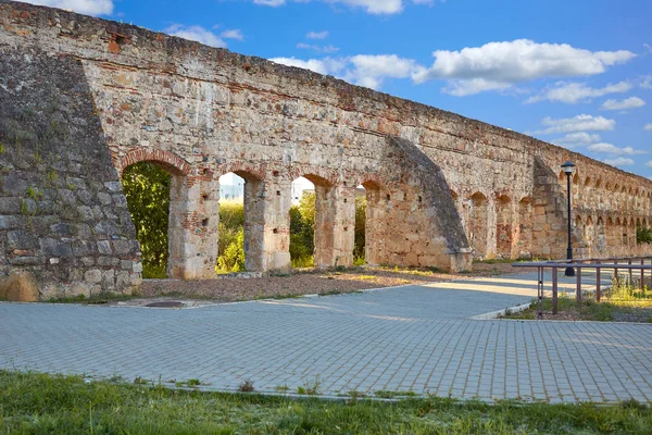 Acueducto San Lazaro em Merida Badajoz aqueduto — Fotografia de Stock
