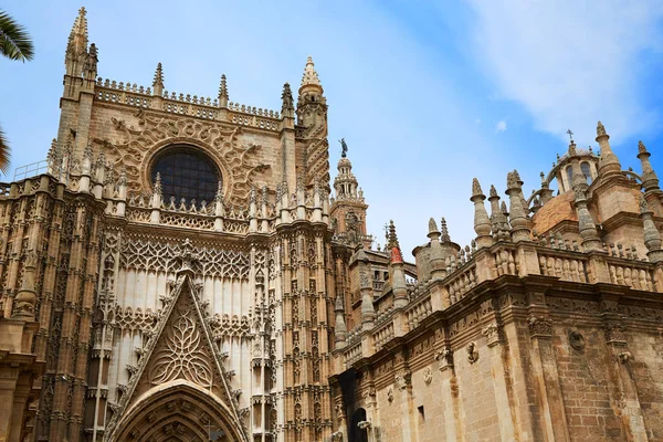 Sevilla-katedralen Saint Christopher dörren Spanien — Stockfoto