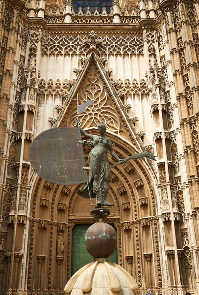 Seville kathedrale heiliger christopher türe spanien — Stockfoto