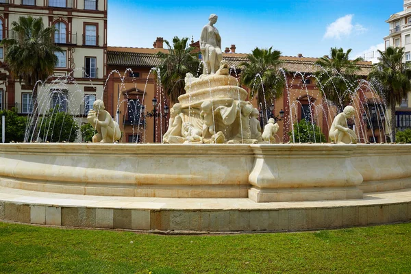 Sevilla Puerta Jerez fontän i Andalusien — Stockfoto