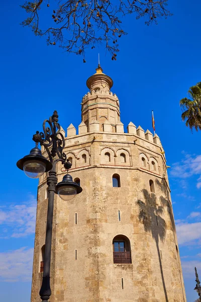 Wieża Sewilli Torre del Oro w Sewilli Hiszpania — Zdjęcie stockowe