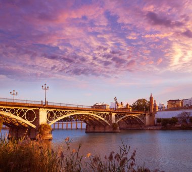 Puente Isabel II Köprüsü günbatımı Triana Seville