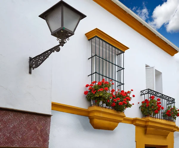 Triana barrio de fachadas de Sevilha Andaluzia Espanha — Fotografia de Stock