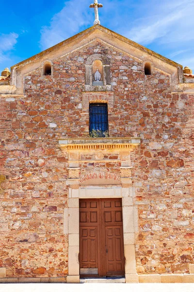 Extremadura sındaki Merida yanında Torremejia kilise — Stok fotoğraf