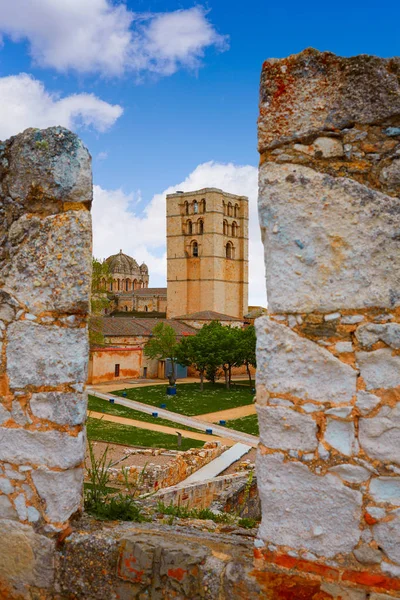 Zamora o castelo El Castillo em Espanha — Fotografia de Stock