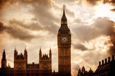 Londra İngiltere'de Big ben Saat Kulesi