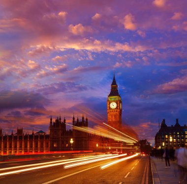 Londra İngiltere'de Big ben Saat Kulesi