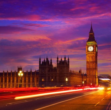 Londra İngiltere'de Big ben Saat Kulesi
