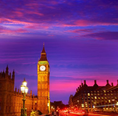 Londra İngiltere'de Big ben Saat Kulesi
