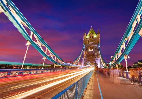 Puente de la Torre de Londres puesta de sol en el río Támesis — Foto de Stock