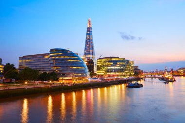 Londra manzarası günbatımı Belediye Binası ve 