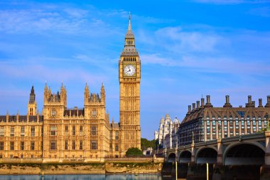 Londra İngiltere'de Big ben Saat Kulesi