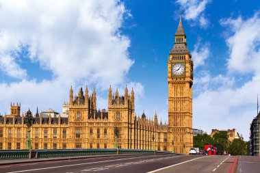 Londra İngiltere'de Big ben Saat Kulesi