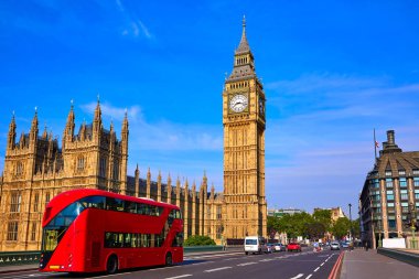 Big Ben Saat Kulesi ve Londra otobüs