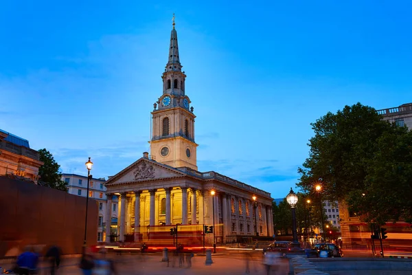 Πλατεία Τραφάλγκαρ Λονδίνο St Martin εκκλησία — Φωτογραφία Αρχείου