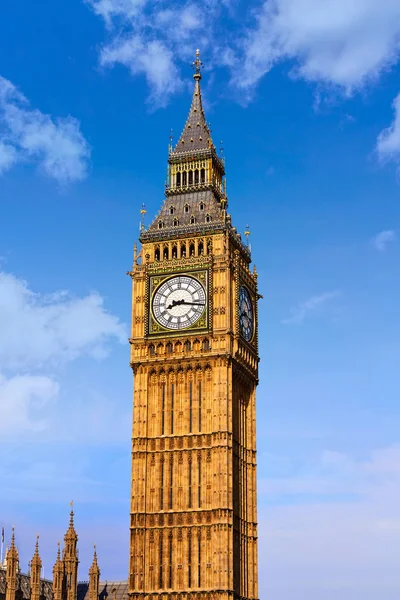 Hodinová věž big ben v Londýně v Anglii — Stock fotografie