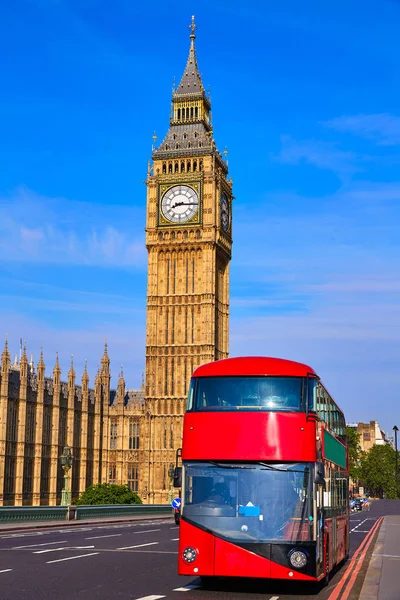 Wieża zegarowa Big Ben oraz London Bus — Zdjęcie stockowe