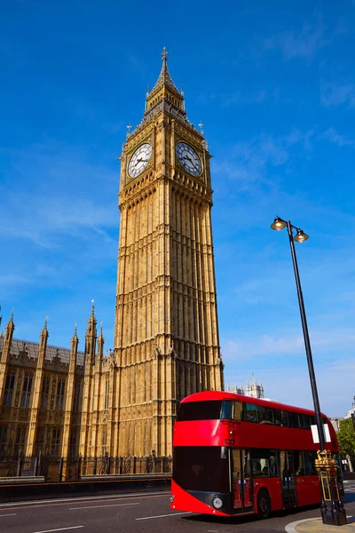 Big Ben-klokkentoren en London Bus — Stockfoto