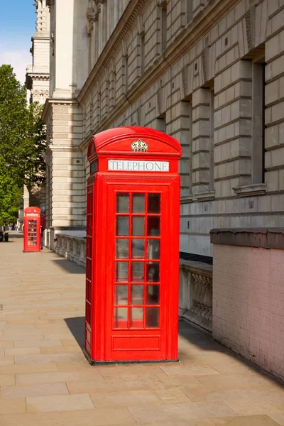 Londres viejo rojo Caja de teléfono —  Fotos de Stock