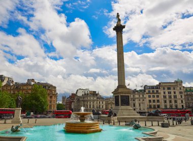 İngiltere'de Londra Trafalgar Meydanı