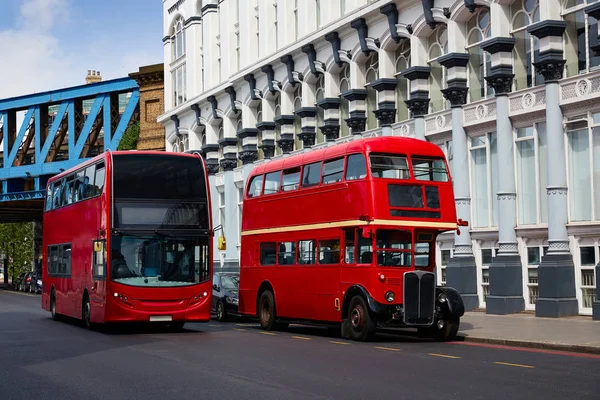 London Red Bus hagyományos régi — Stock Fotó