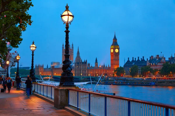 London sunset skyline Bigben and Thames — Stock Photo, Image