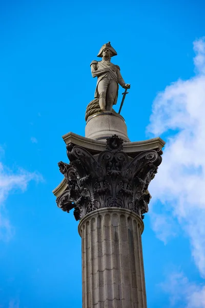 Londýn Trafalgarské náměstí Nelson sloupec — Stock fotografie