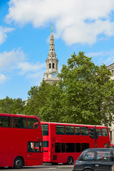 London Trafalgar Square in Großbritannien — Stockfoto