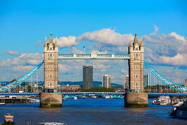 Thames Nehri London tower bridge — Stok fotoğraf
