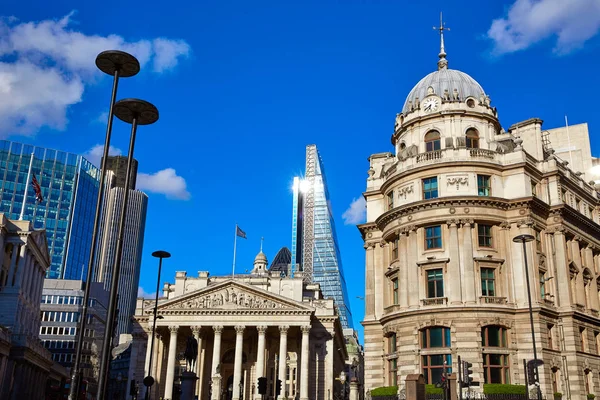 Londen-Royal exchange gebouw financiële wijk — Stockfoto