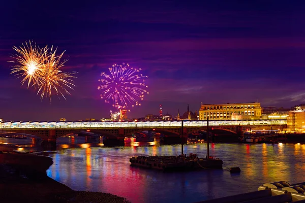 London skyline sunset fireworks on Thames — Stock Photo, Image