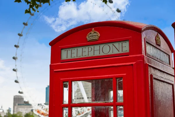 Londres vieja cabina de teléfono rojo en Inglaterra —  Fotos de Stock