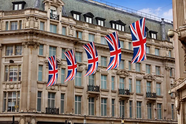 Bandeiras do Reino Unido de Londres em Oxford Street W1 — Fotografia de Stock