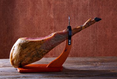 İber jambon pata negra İspanya'dan