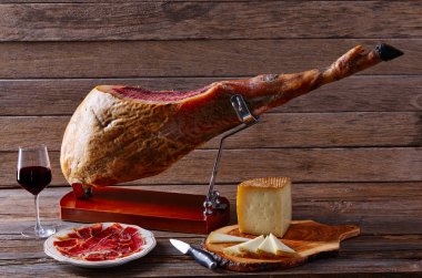 İber jambon pata negra İspanya'dan