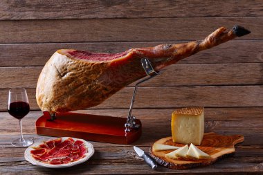 İber jambon pata negra İspanya'dan