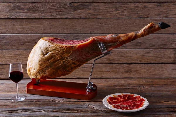 Iberisk skinka pata negra från Spanien — Stockfoto