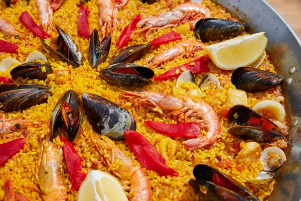 Seafood paella from Spain Valencia recipe — Stock Photo, Image