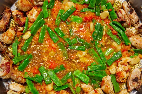 Paella dari Spanyol resep proses sayuran — Stok Foto