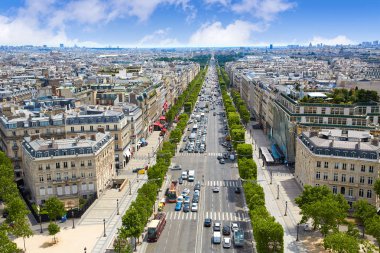 Paris manzarası Champs Elysees ve Concorde