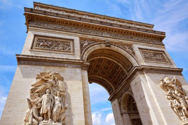 Arc de Triomphe Paris kemer zafer