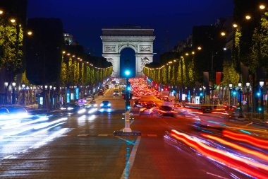 Arc de Triomphe Paris kemer zafer