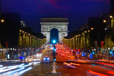 Arc de Triomphe Paris kemer zafer
