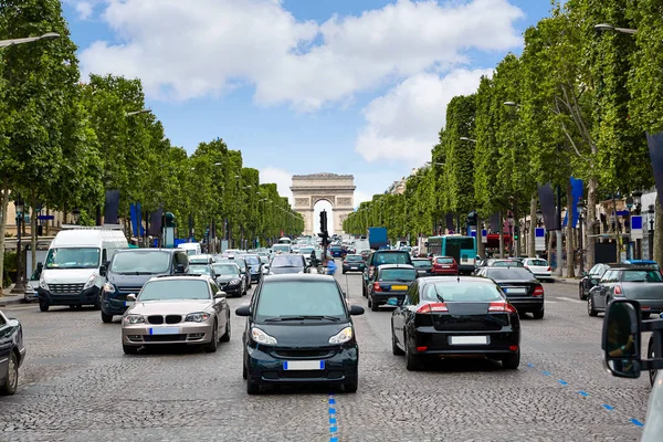 Champs Elysees avenue in Paris Francia — Foto de Stock