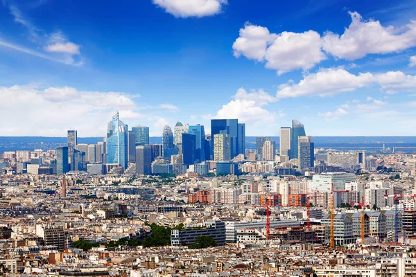 Paris skyline antenn från Montmartre — Stockfoto