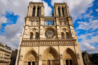 Notre dame Katedrali Paris Fransa