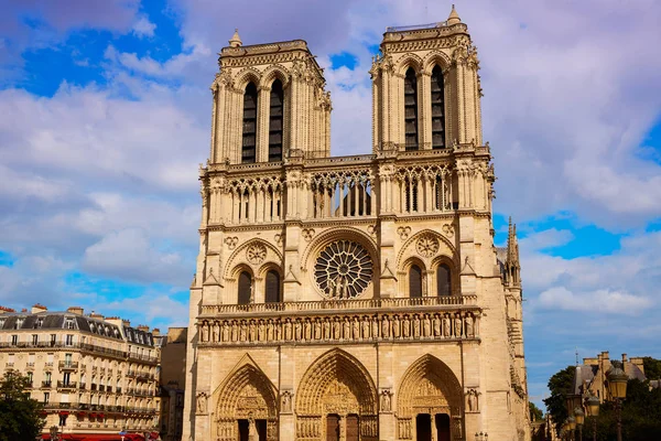 Notre Dame cathedral in Paris France — Stock Photo, Image